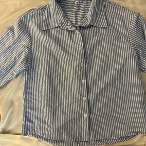 Button-up collared blouse striped